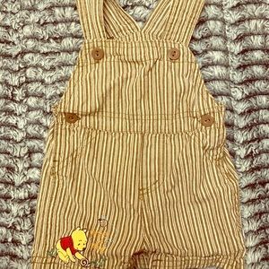 0-3 Pooh Short Overalls